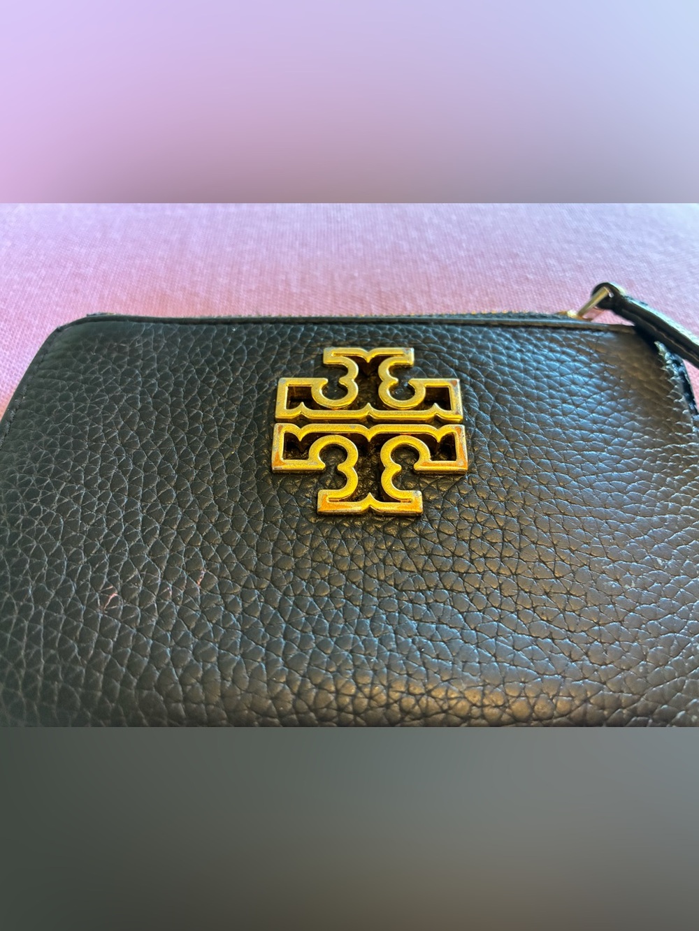 Tory Burch Black Pebbled Leather Britten Zip Card Case